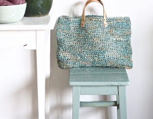 favorite-free-and-easy-great-look-crochet-bag-patterns-for-2019
