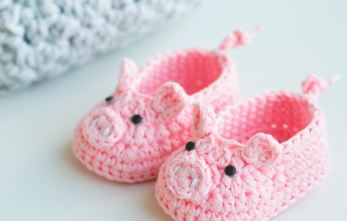 easy-crochet-baby-booties-for-beginners-new-year-new-season-2019