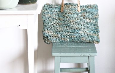 favorite-free-and-easy-great-look-crochet-bag-patterns-for-2019